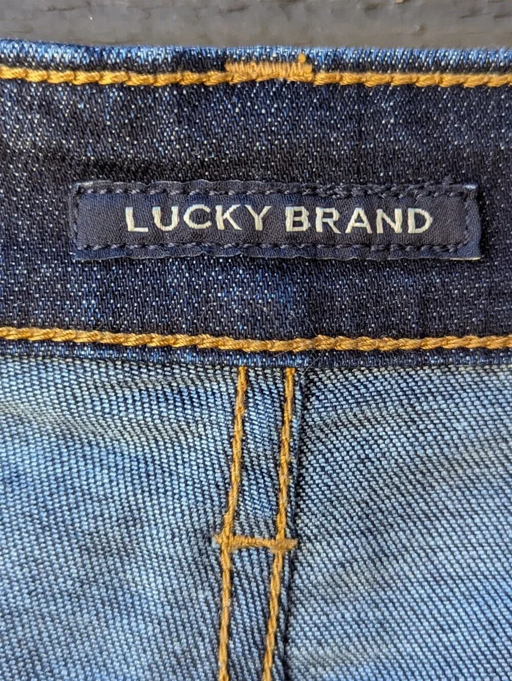 Lucky Brand Men's 223 Straight Dark Indigo Straight Jeans Size W31 L30